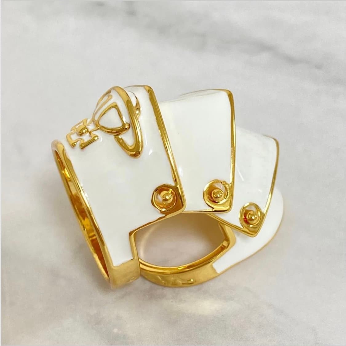 비비안웨스트우드 아카이브 골드화이트 아르테미스 너클링 반지 상품이미지2