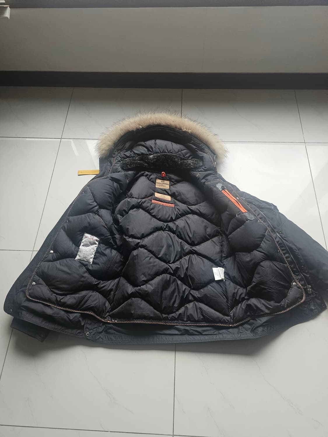 파라점퍼스 라이트핸드 블랙 패딩 상품이미지3