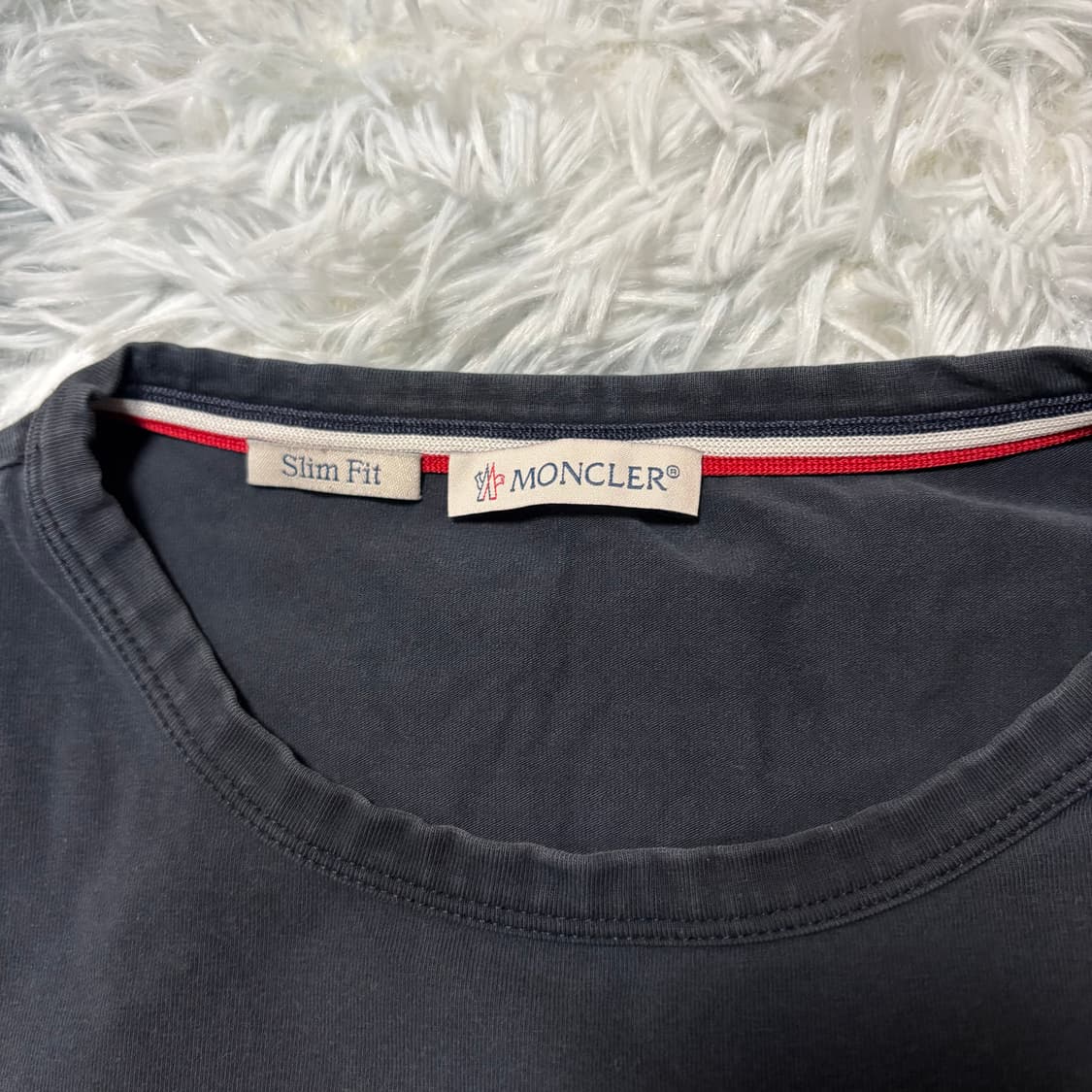 [L Size] 몽클레어 슬림핏 반팔 상품이미지3