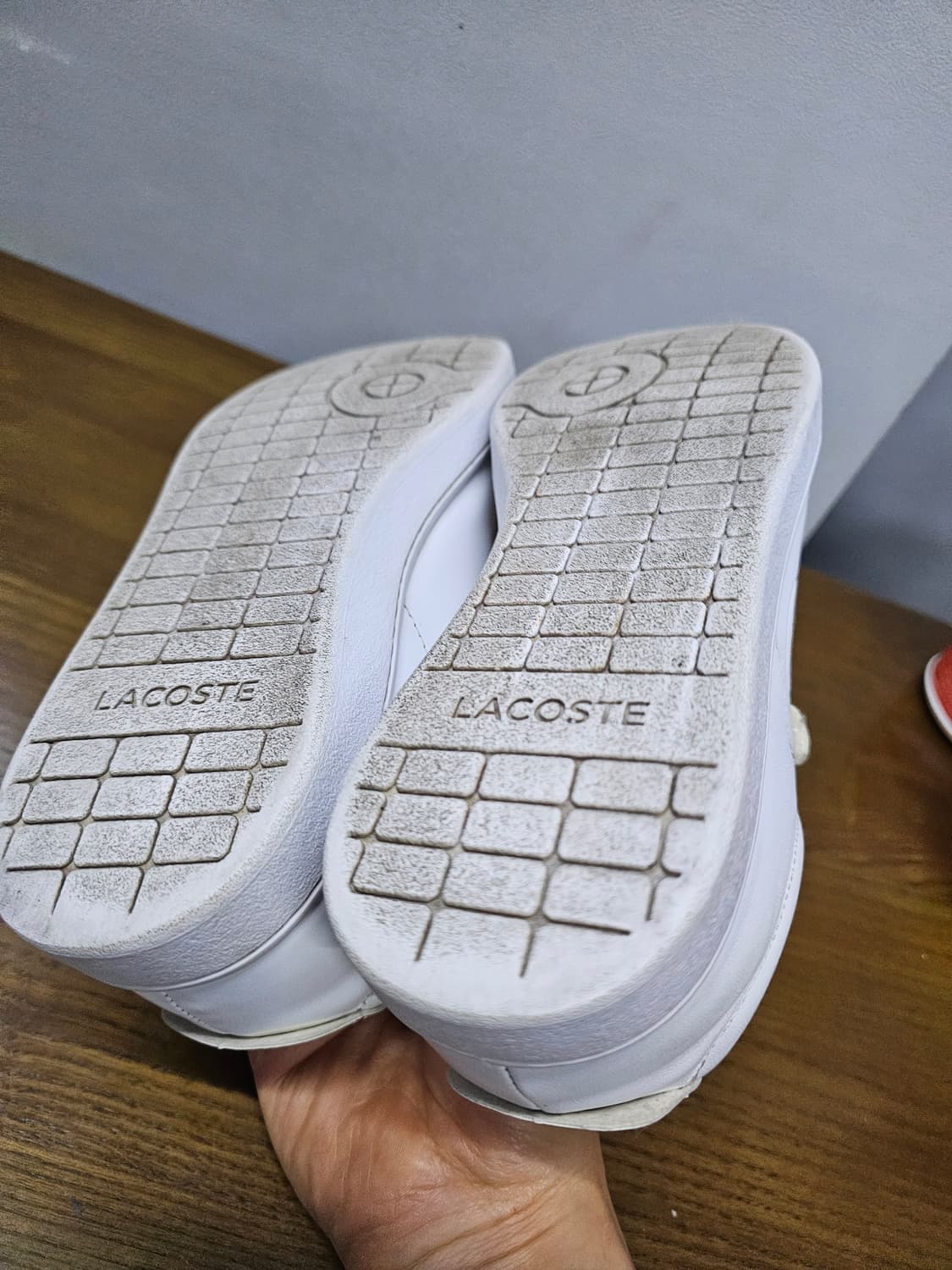 라코스테 카나비 에보 벨크로 스니커즈 상품이미지9