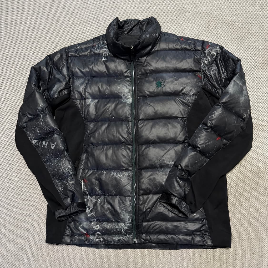 코오롱스포츠 패턴 경량 패딩 상품이미지1