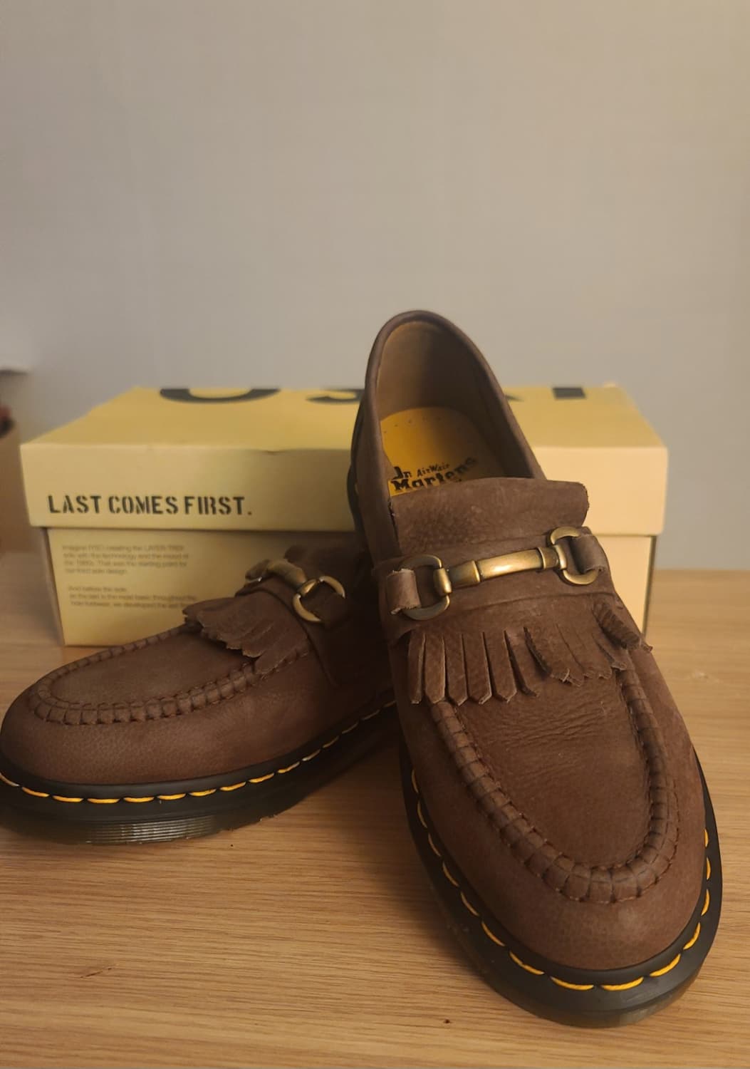 닥터마틴 아드리안스내플 텀블 누벅 브라운 260 상품이미지1