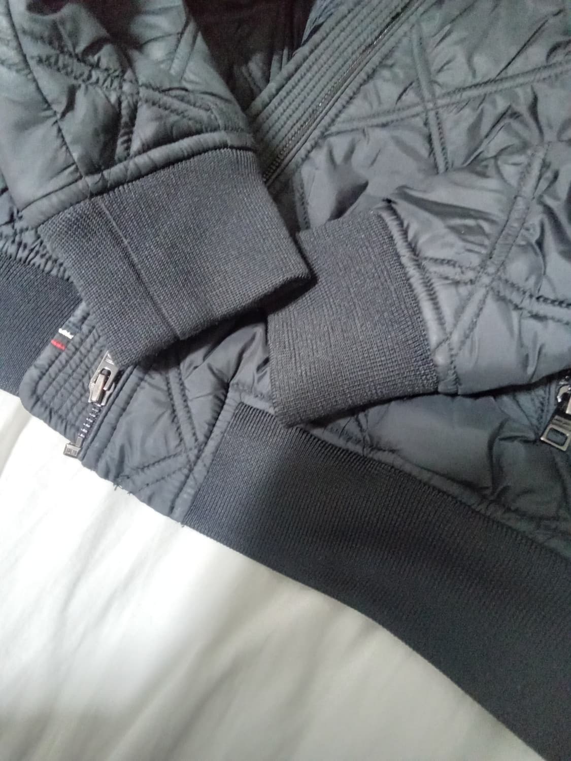 춘추,타미 힐피거 블랙 다이아몬드퀄팅 봄버 자켓 상품이미지4