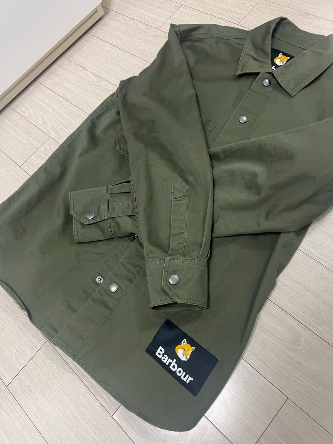 바버 x 메종키츠네 오버셔츠 그린 S사이즈 상품이미지2