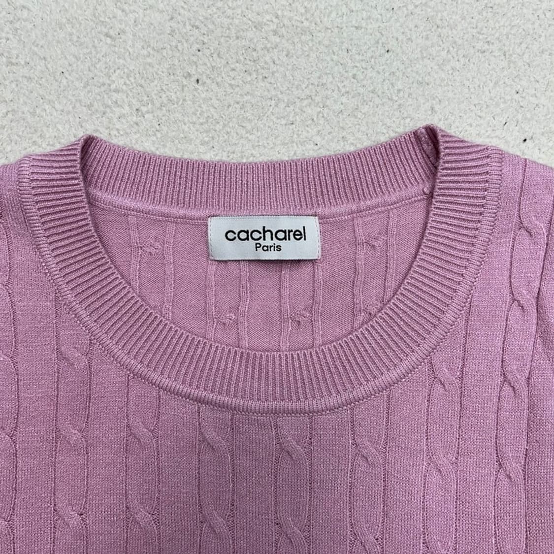 까사렐 핑크 꽈베기 반팔 니트 85 상품이미지4