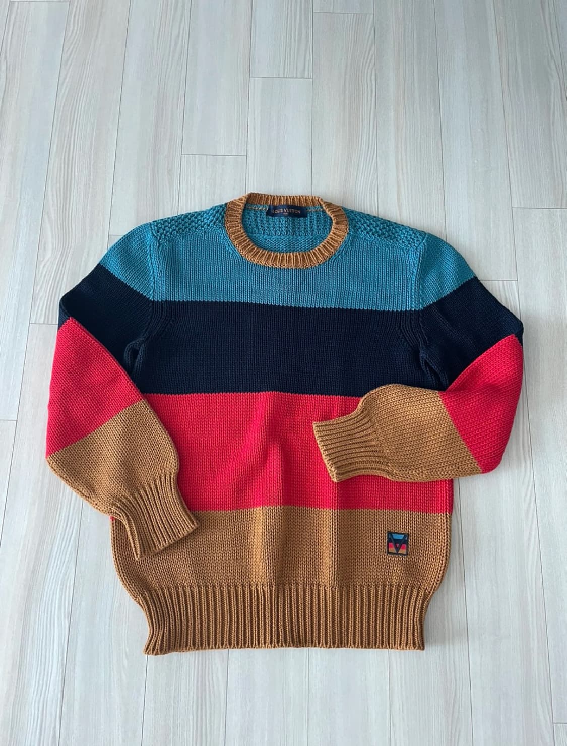 루이비통 멀티보더 크루넥 스웨터 XL 새상품급 상품이미지3