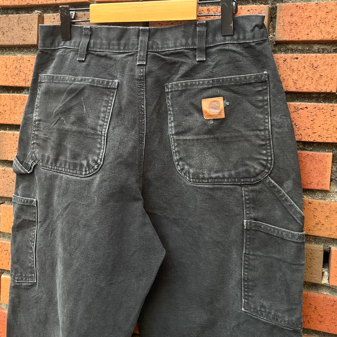 Carhartt 데미지 카펜터 팬츠 (31“) 상품이미지4