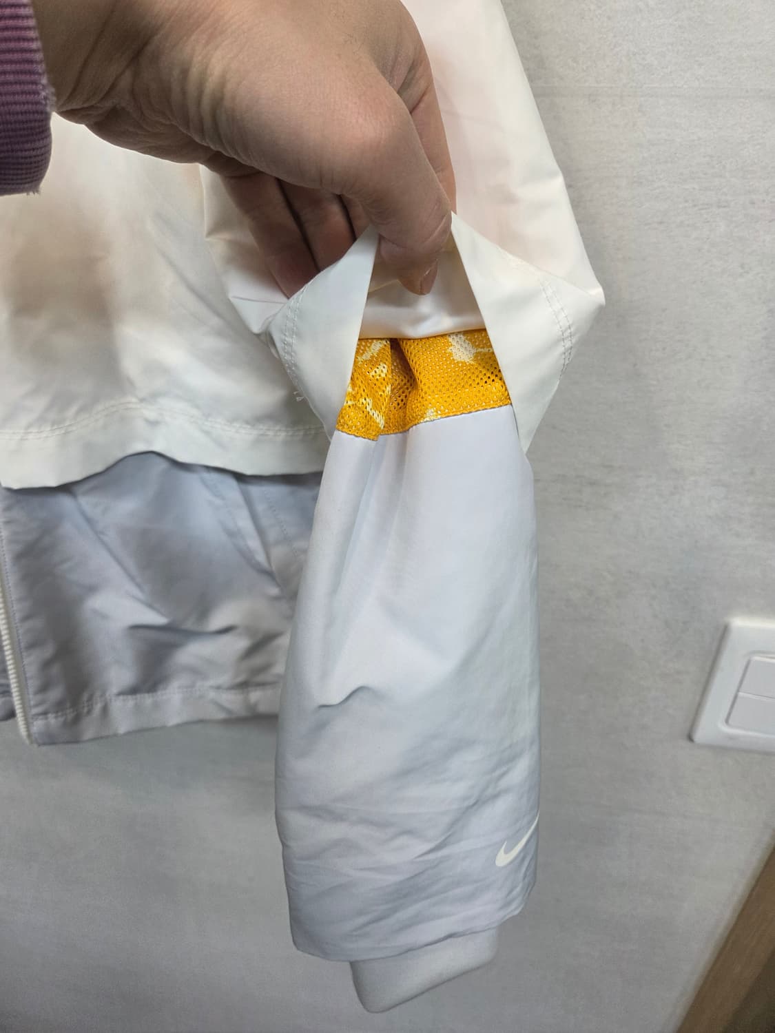 나이키 여성 골프 쉴드 레이어드 윈드브레이커 자켓 m 상품이미지8