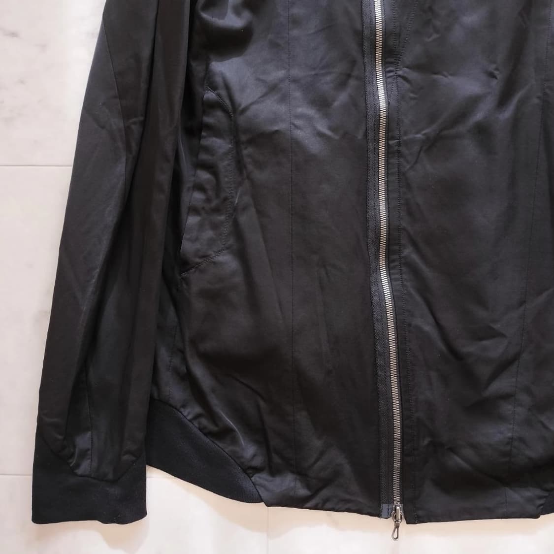 율리우스 매트 새틴 라이더스 집업 블루종 상품이미지5