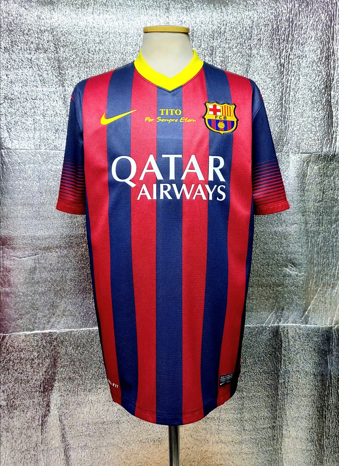 ♤필독♤ Feat 카를로스 푸욜 15/16 바르셀로나 홈 L <새상품> 상품이미지1