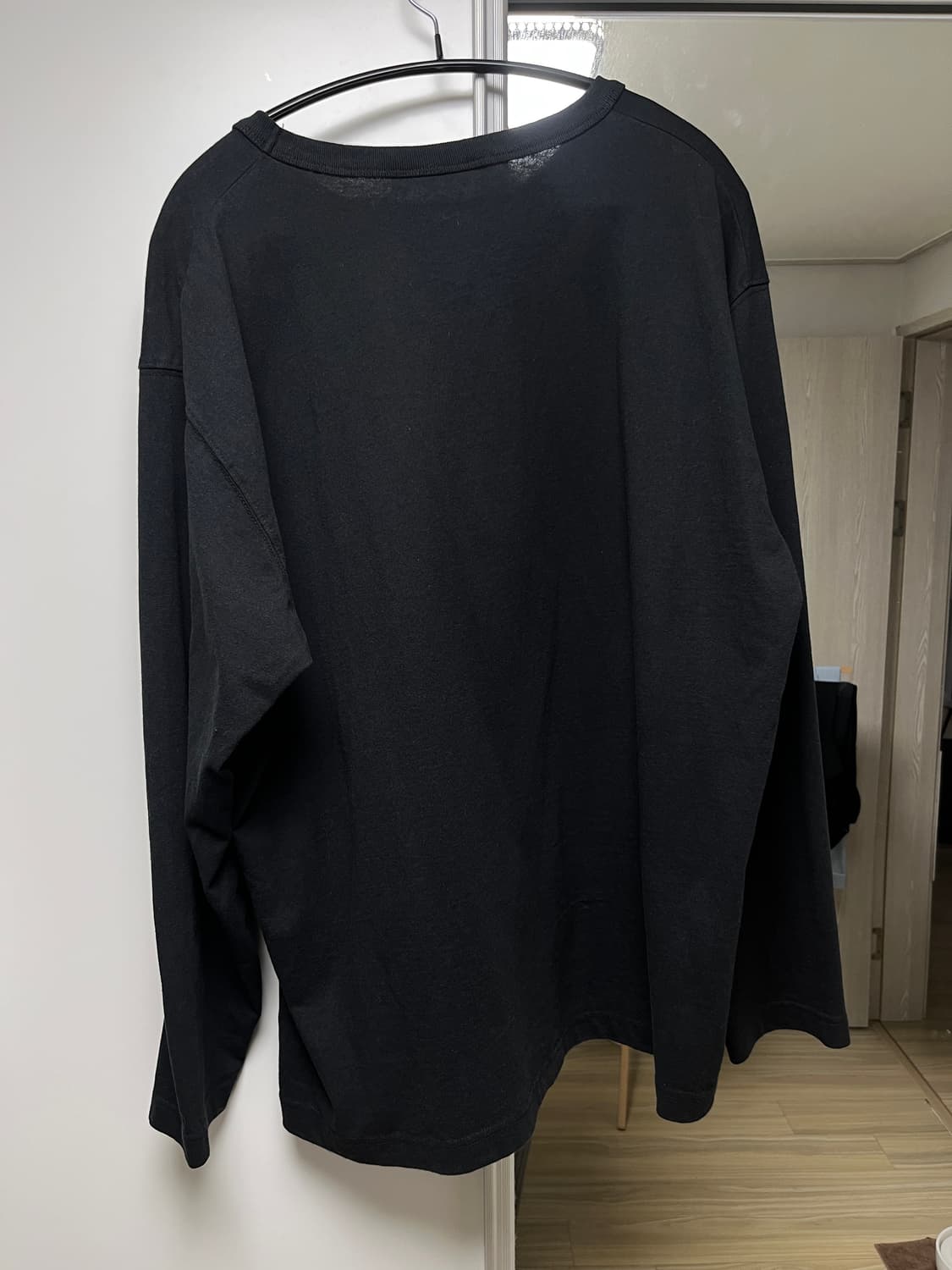 유니클로 u 워시코튼크루넥T 긴팔 블랙 화이트 일괄 상품이미지5