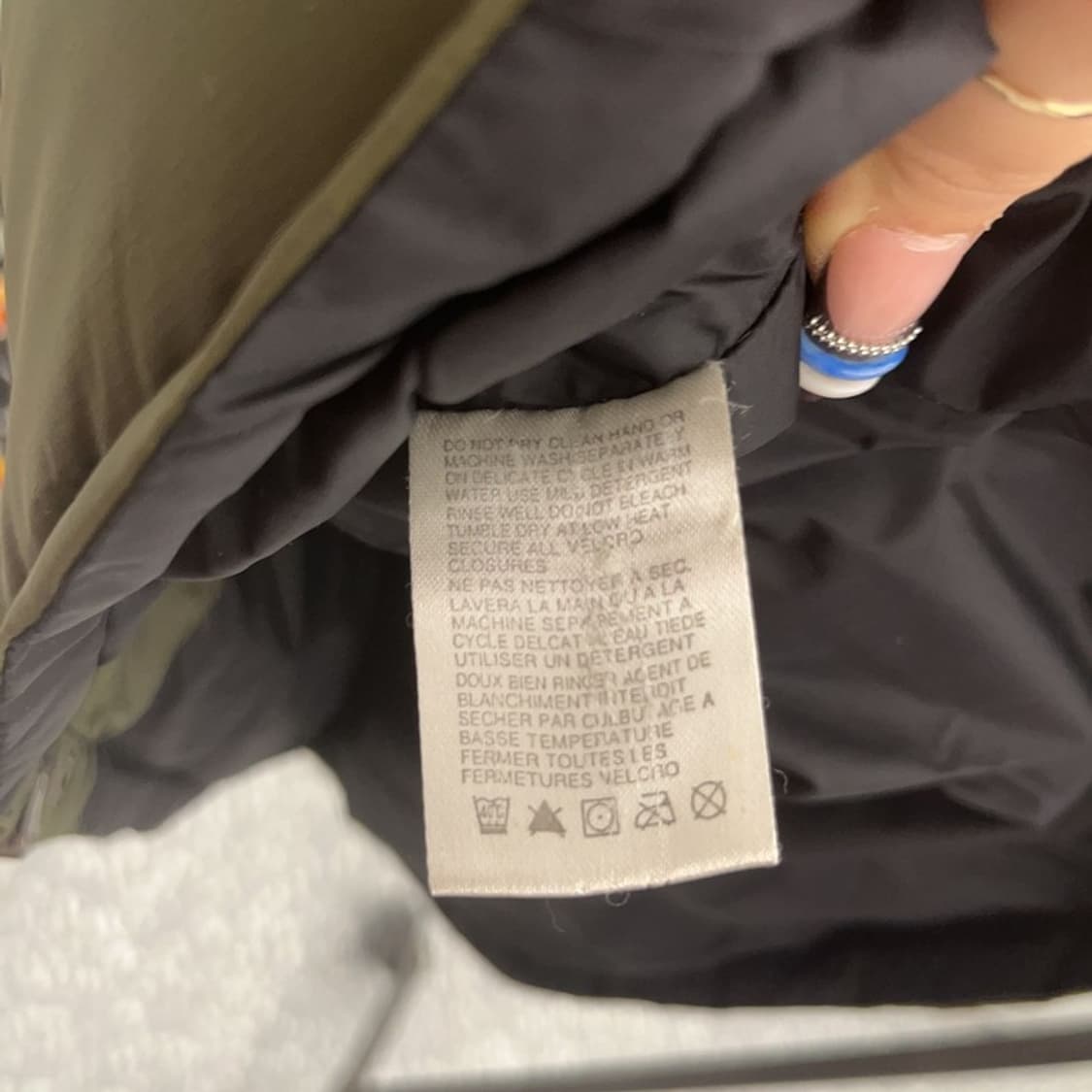 노스페이스 레트로 빈티지 말차카키 엘보패치 패딩 100 C07726 상품이미지6