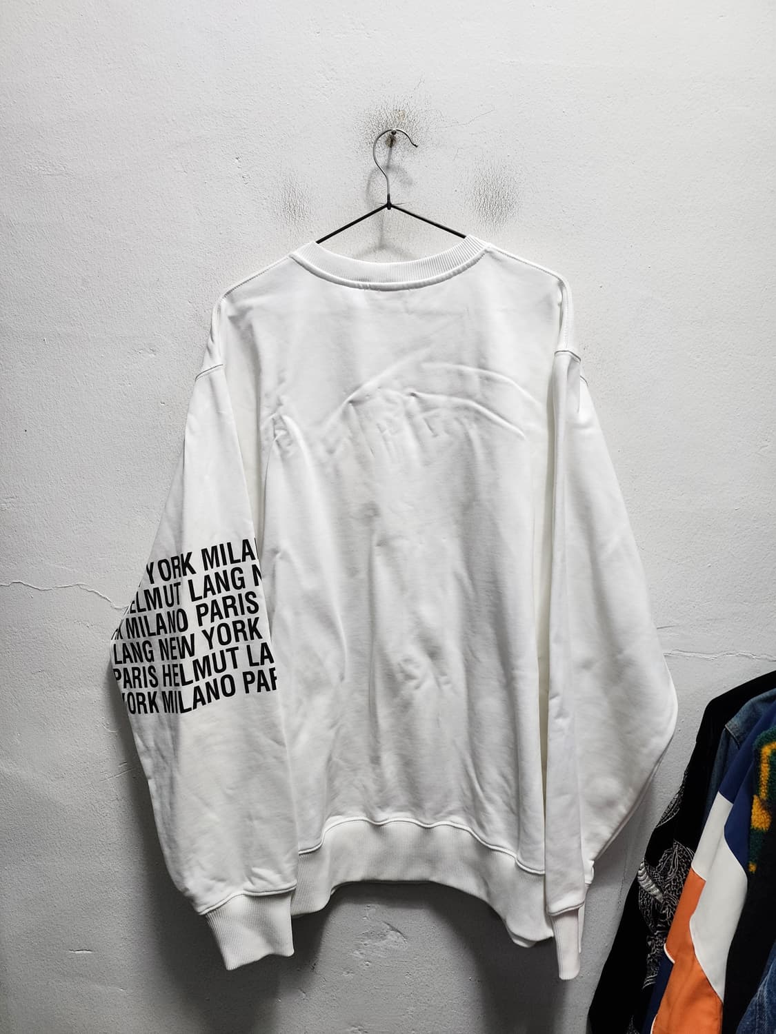 (새상품) 헬무트랭 레터링 맨투맨  상품이미지2