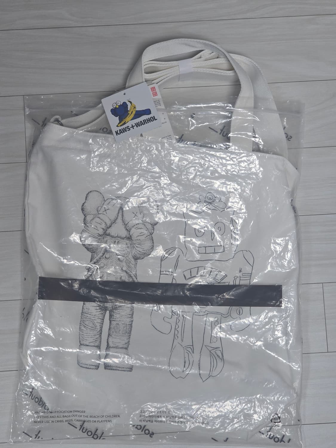 유니클로 UT 카우스 워홀 토트백 오프화이트 (새상품) 상품이미지1