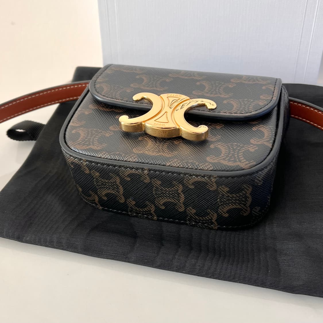 [S급/정품] 셀린느 미니 클로드 트리옹프 크로스백 가방 상품이미지5