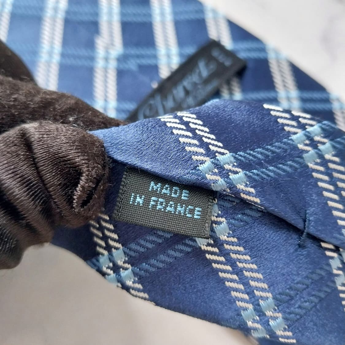 샤르베 실크 네이비 플래드 넥타이 9.2cm A+등급 K1652
 상품이미지10