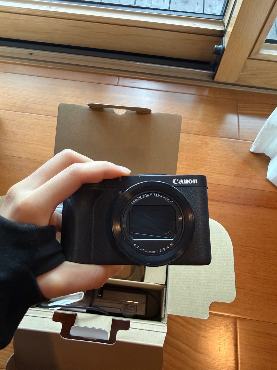 캐논 PowerShot V1 풀박스  상품이미지3