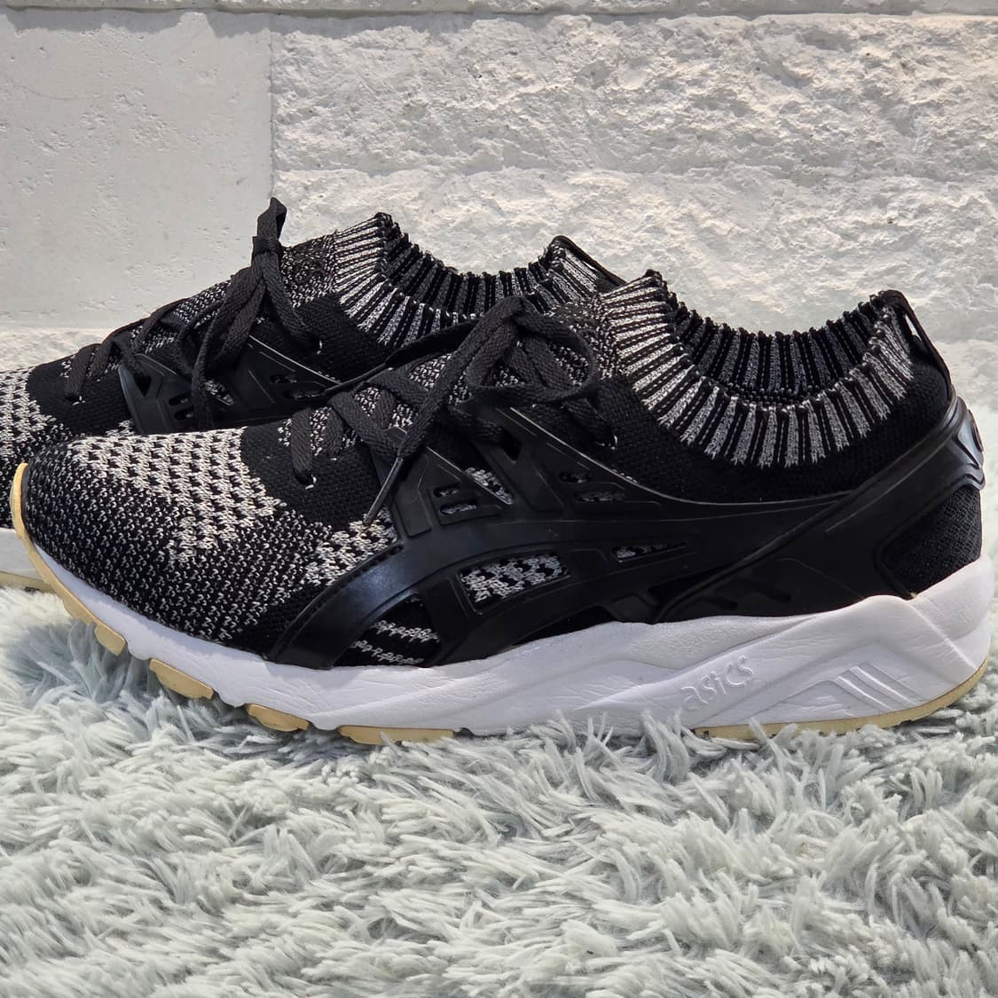 2w-23:아식스 젤 카야노 니트 H7S3N 블랙 255cm 상품이미지2