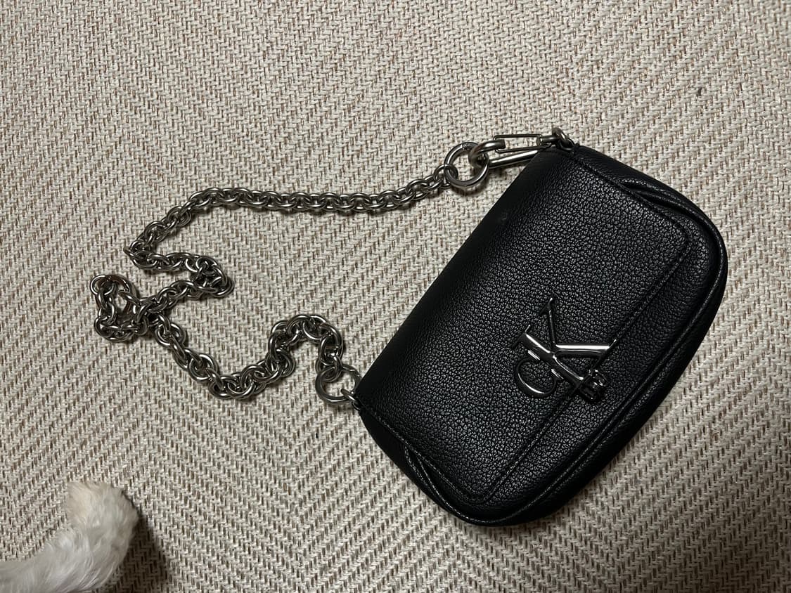 캘빈클라인 체인 숄더백 블랙 가죽 ck 상품이미지2