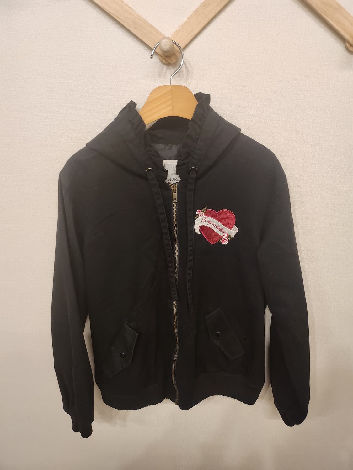 ((일본빈티지))앙크루즈 하트❤️‍🔥곰돌이🐻자수 블랙 후드집업 상품이미지3