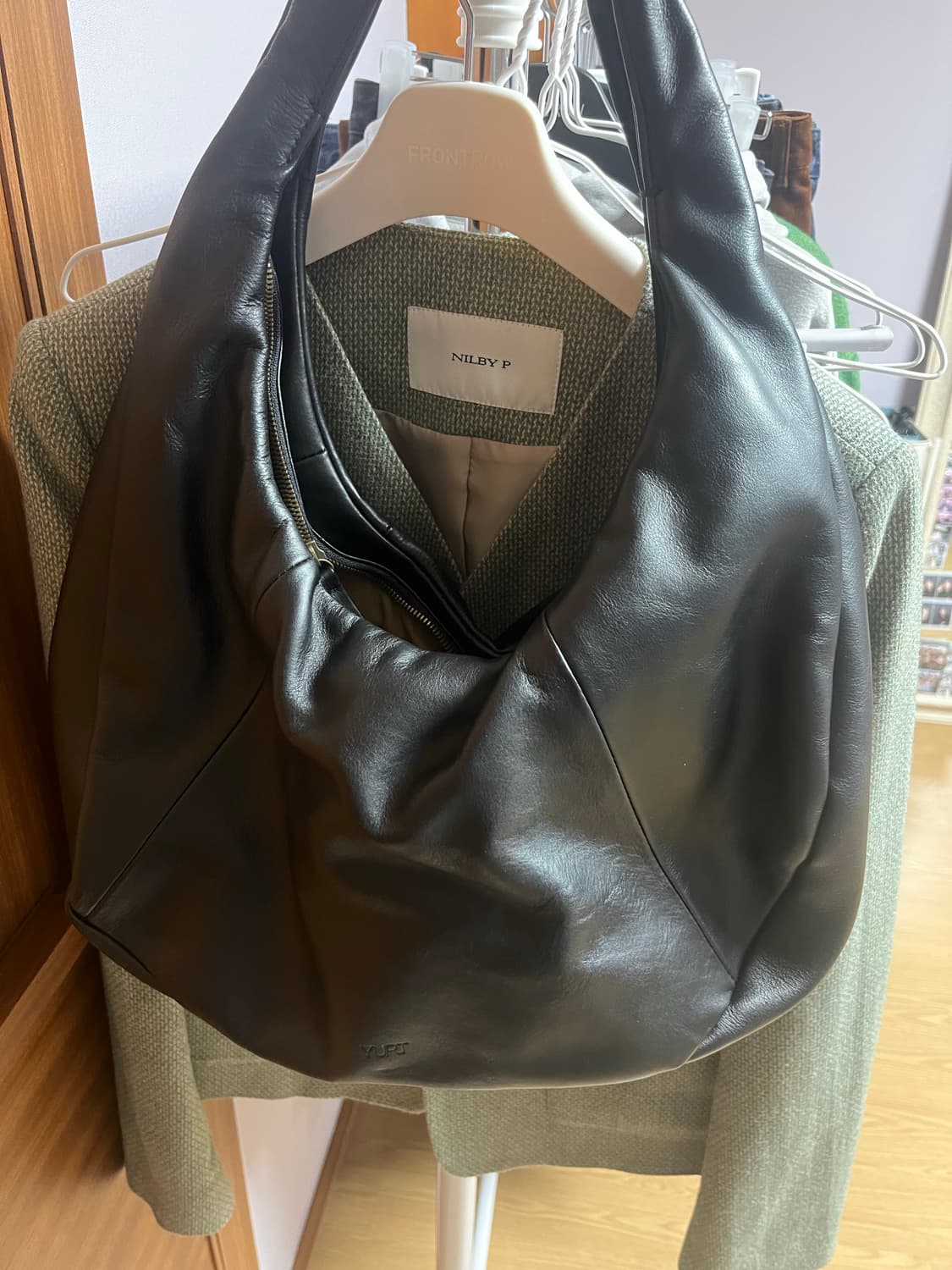 유르트 숄더백 상품이미지1