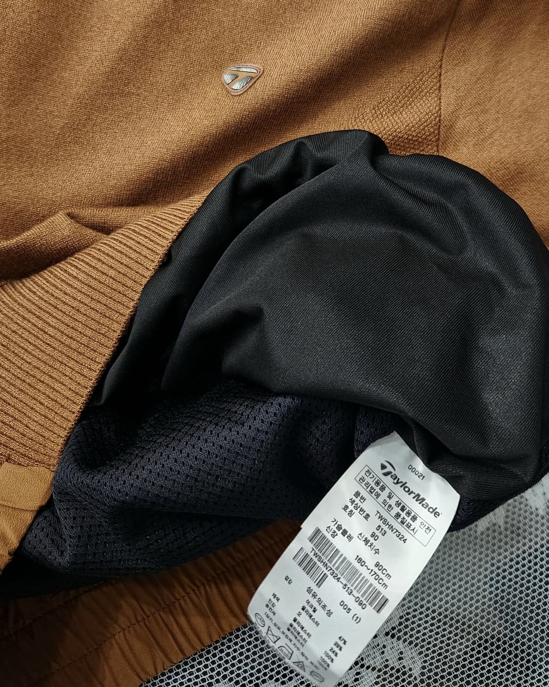 (새상품)테일러메이드 여성골프 옥타충전재 방풍니트S 상품이미지4