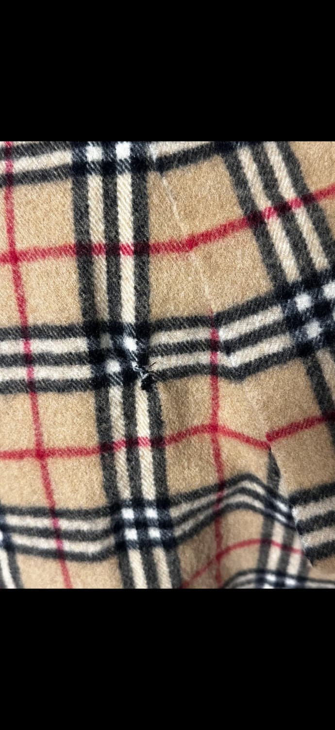 버버리 머플러 150X28cm (정품) 상품이미지4