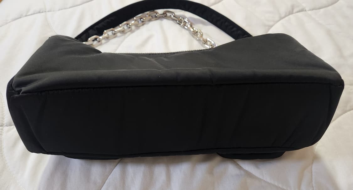 일리오 유틸리티 블랙 포켓백 상품이미지4