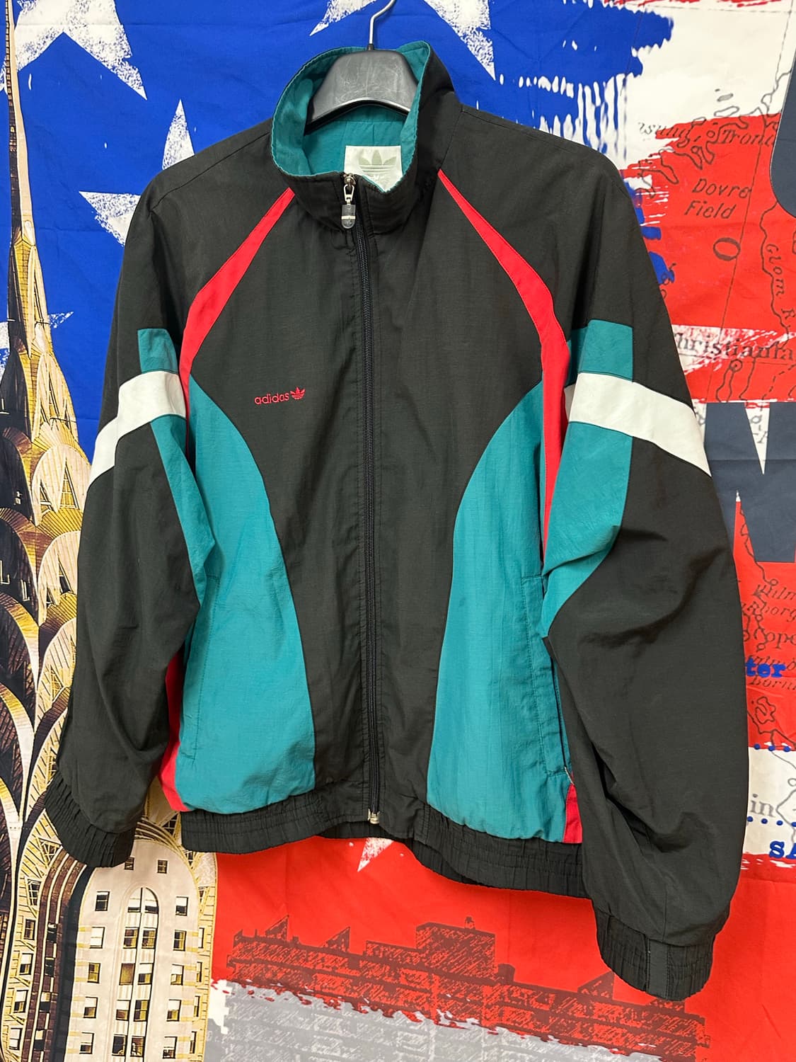 아디다스 올드스쿨 오버핏 바람막이 XL105 상품이미지2