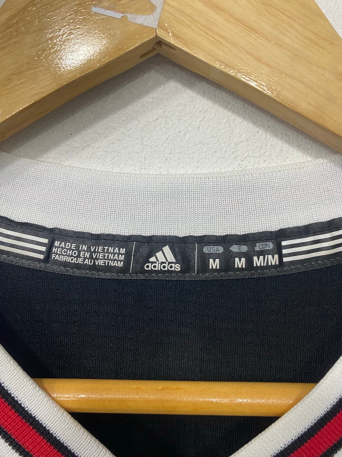 아디다스 NBA시카고불스로즈 반팔  상품이미지3