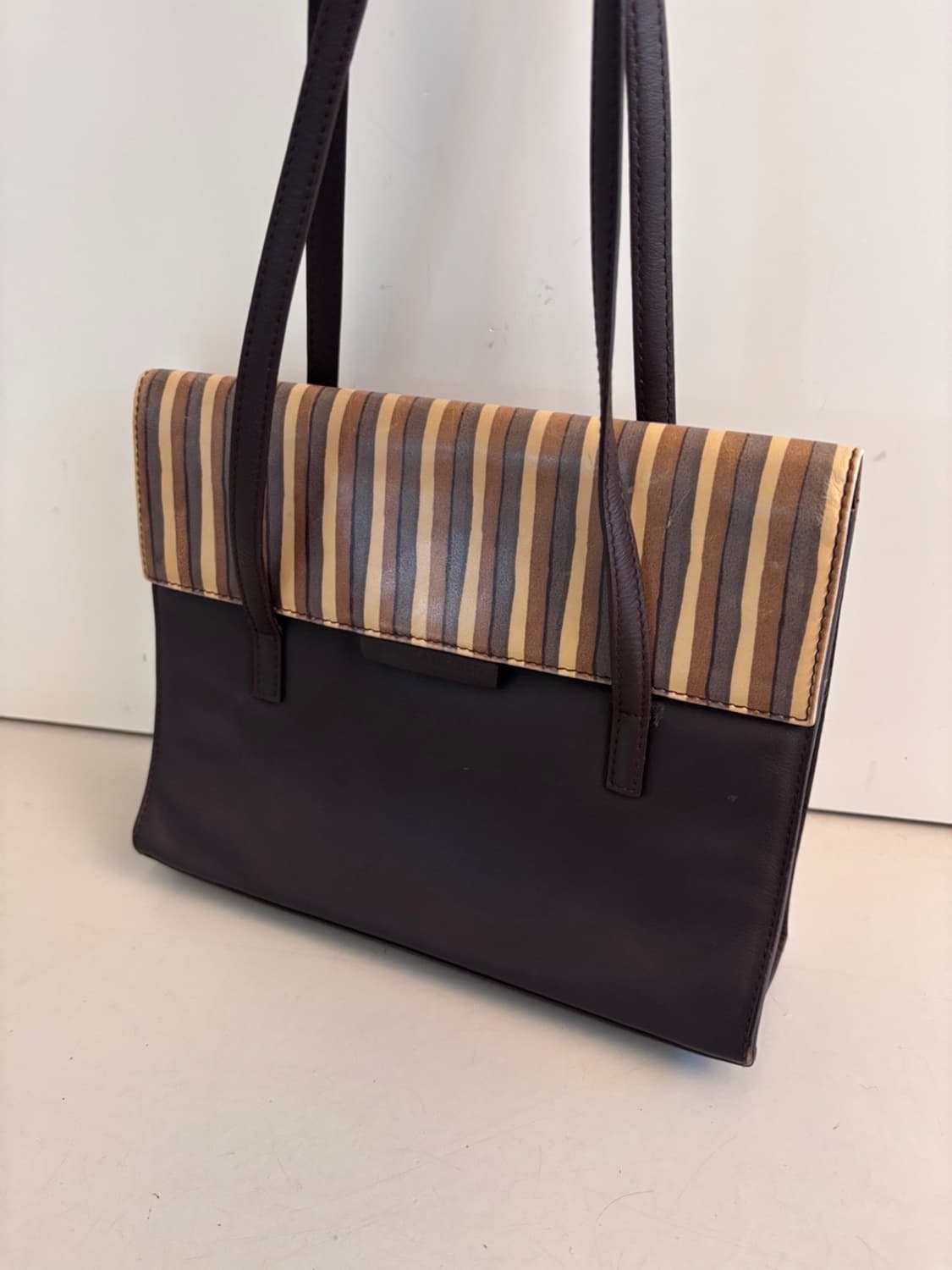 Vintage Victorio&Locchino Leather Bag 상품이미지10