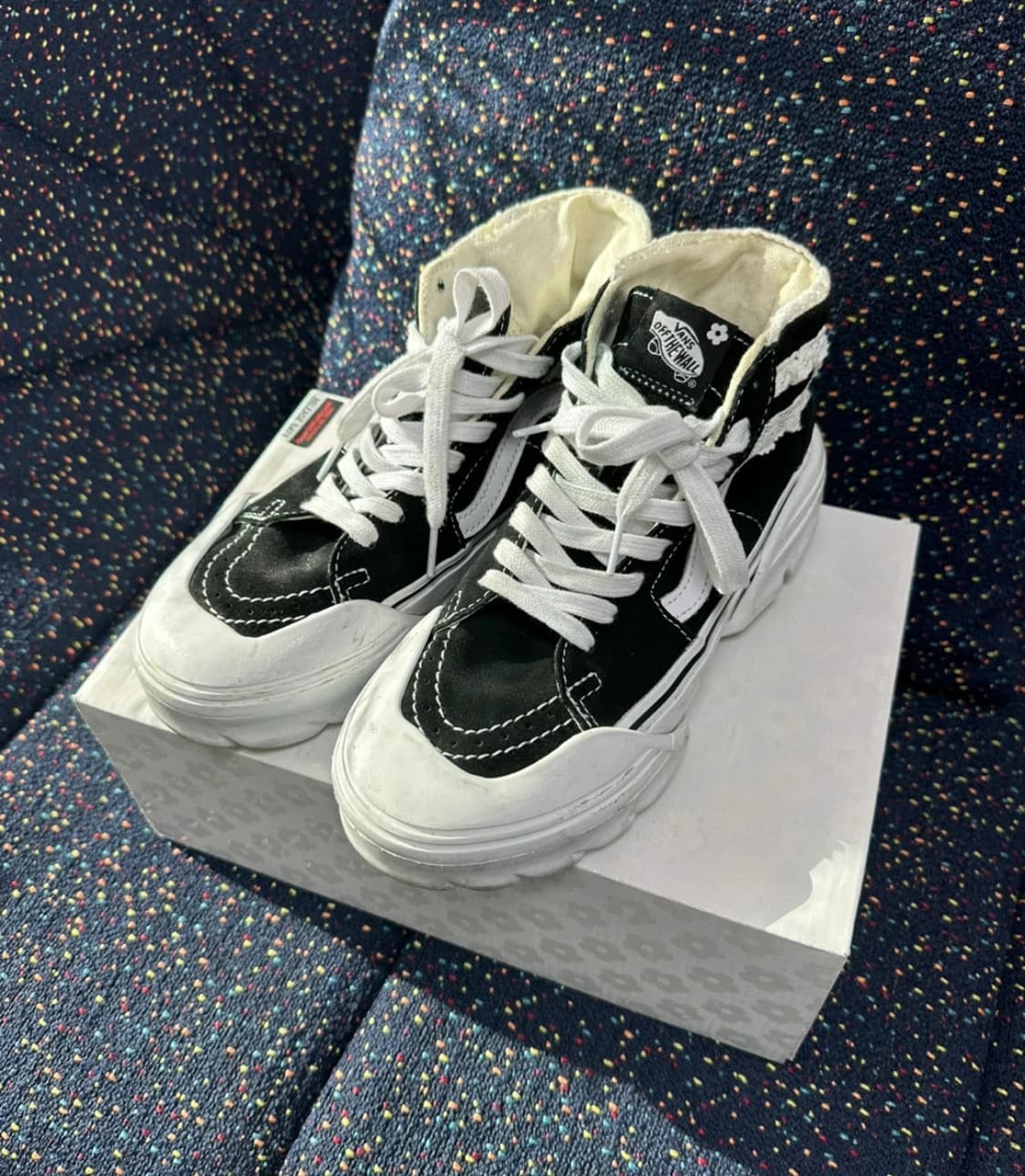 반스 x 샌디 리앙 하이탑 레이스 스니커즈 37 상품이미지2