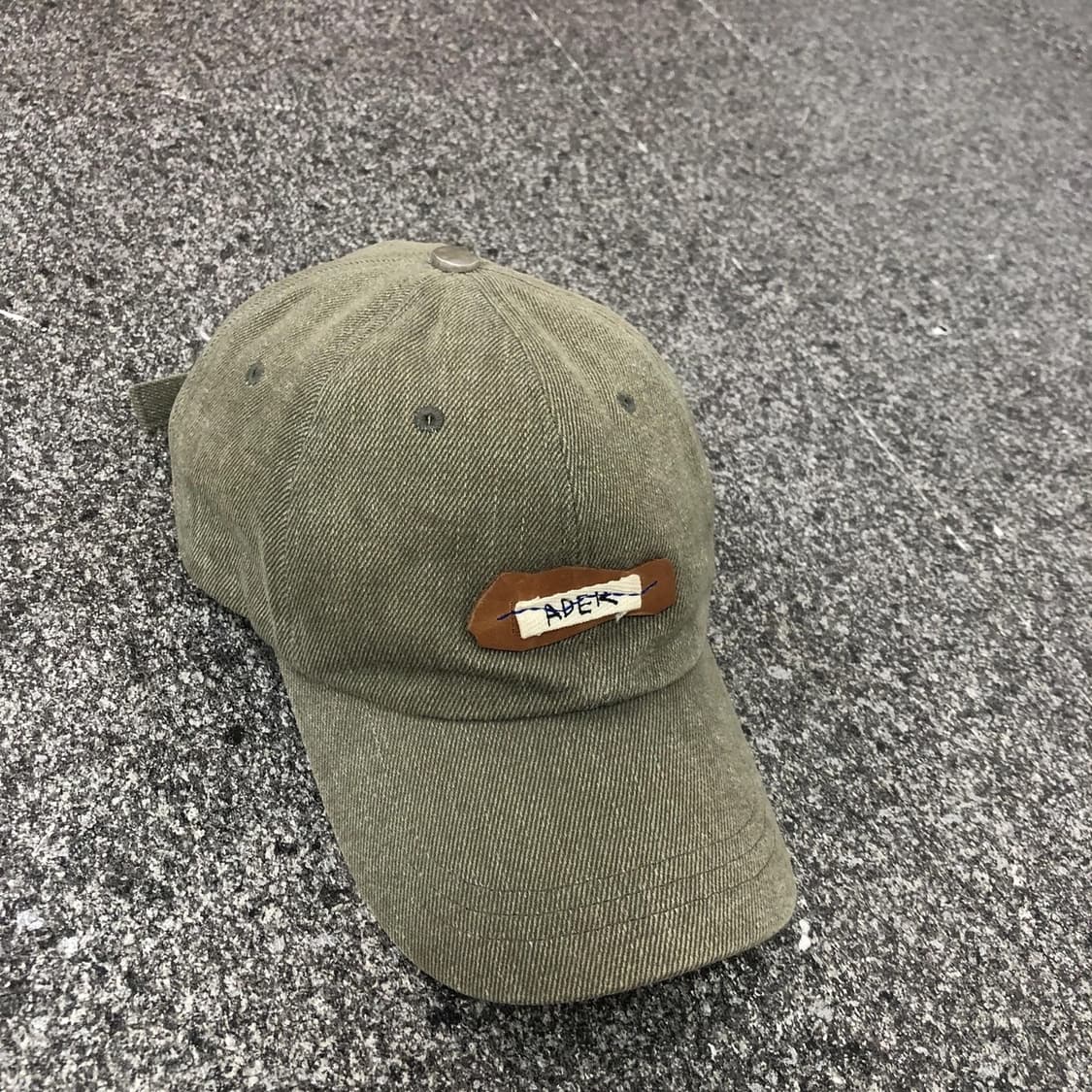 아더에러 20fw 가죽 패치 그레이 볼캡 [유일매물] 상품이미지2