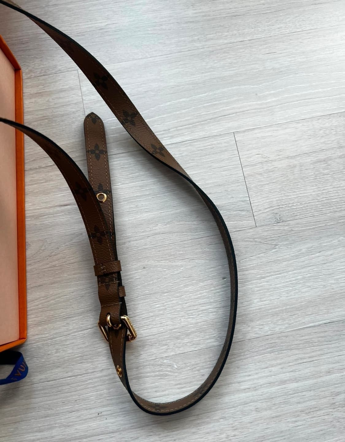 루이뷔통 포쉐트메티스 리버스 S급 상품이미지5