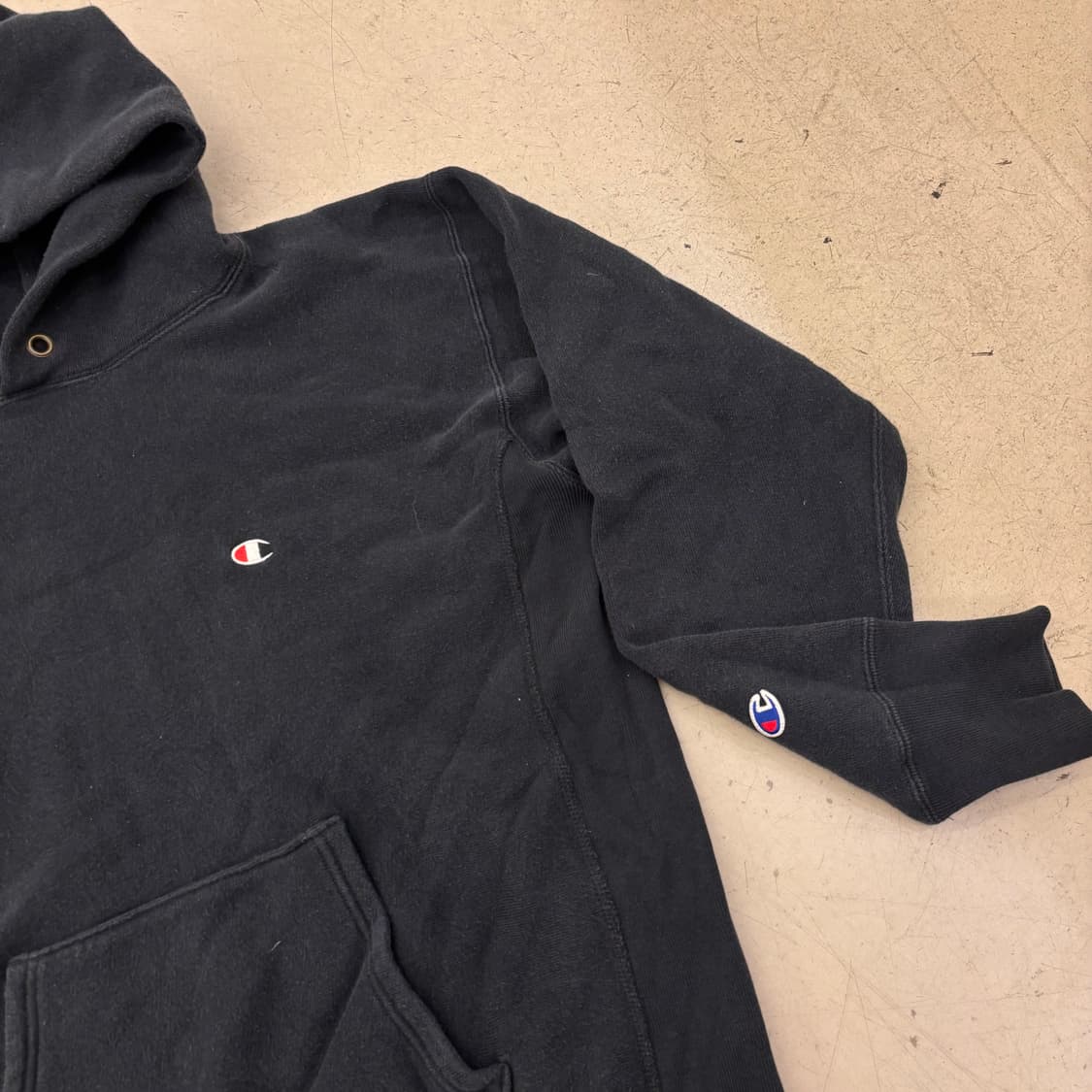 챔피온 리버스위브 스몰로고 후드티 상품이미지2