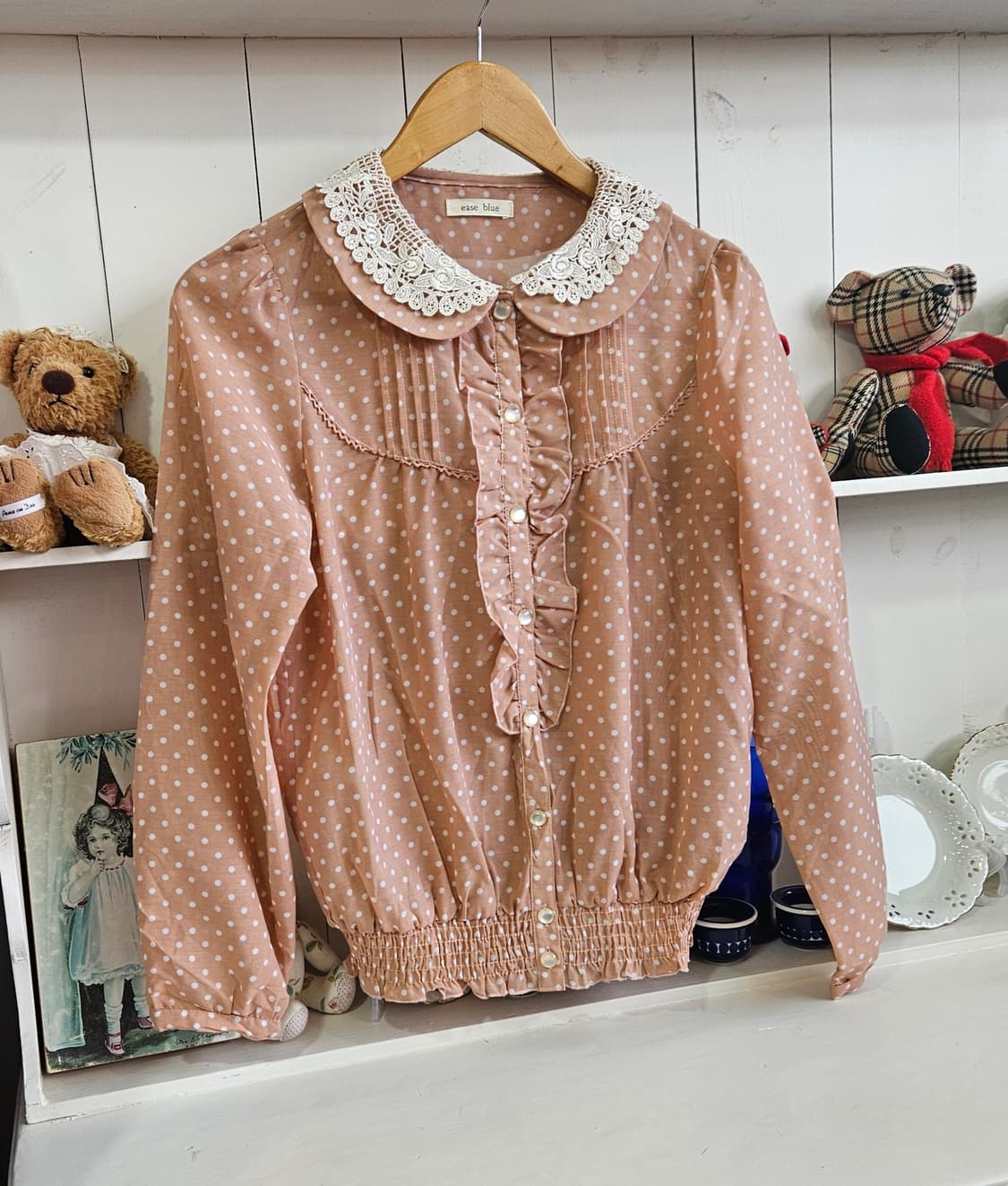 도트 레이스카라 프릴 블라우스 상품이미지2