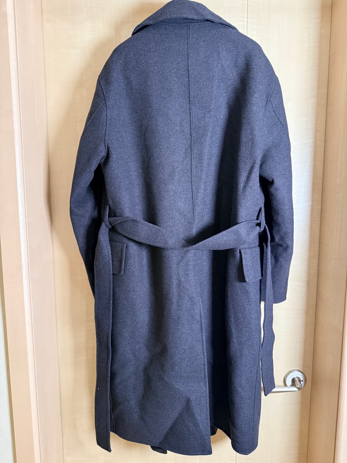 솔리드옴므 21fw 핸드메이드 로브코트 차콜 48 상품이미지3