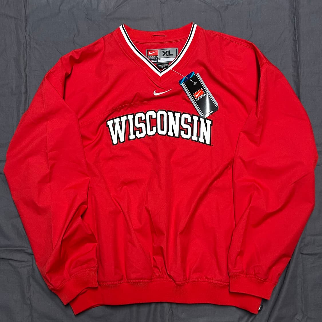 나이키 위스콘신 대학 팀 웜업 XL 상품이미지2