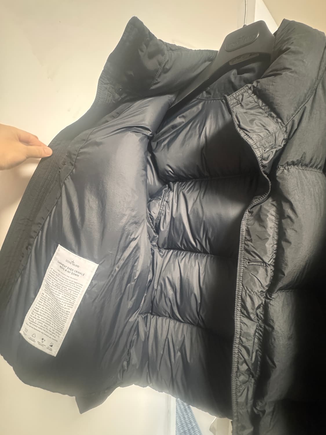 스톤 아일랜드 24fw 크링클랩스 논후드 패딩 M 상품이미지2