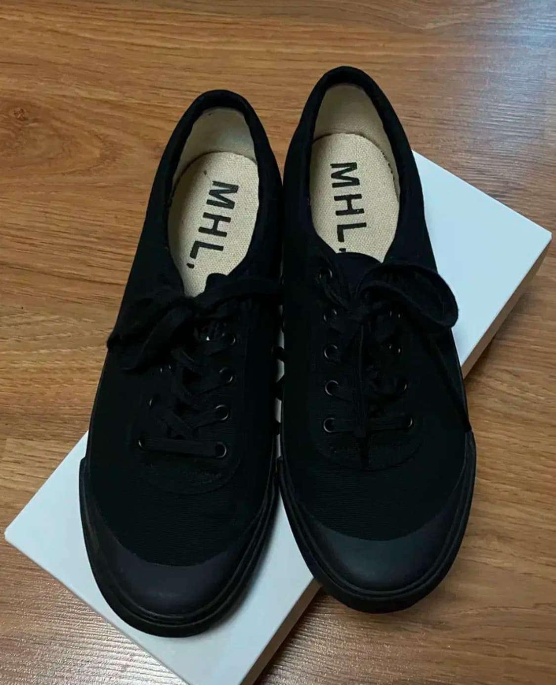 마가렛호웰 MHL 문스타 컨버스 트레이너 블랙 280 상품이미지2
