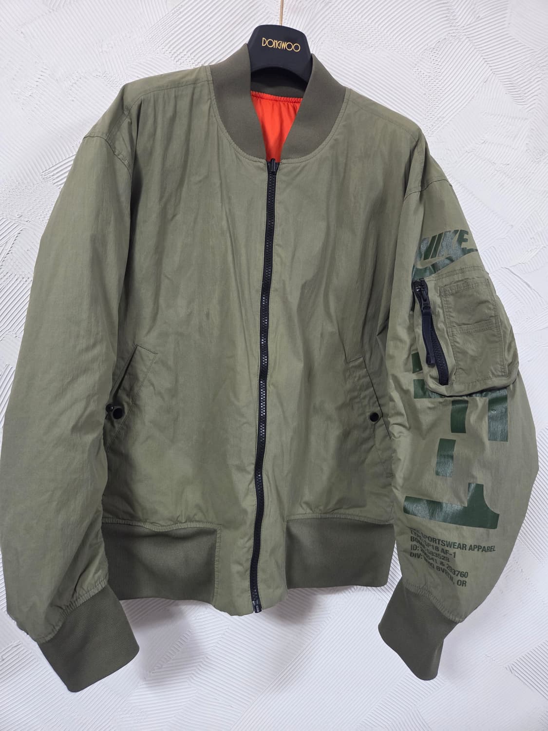 나이키 MA-1 봄버 자켓 카키 리버시블 상품이미지5
