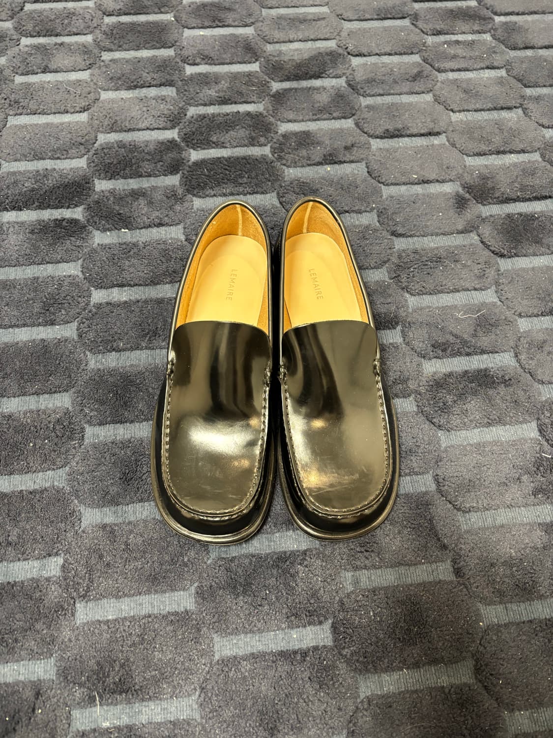 르메르 로퍼 42 팝니다(새상품) 상품이미지1