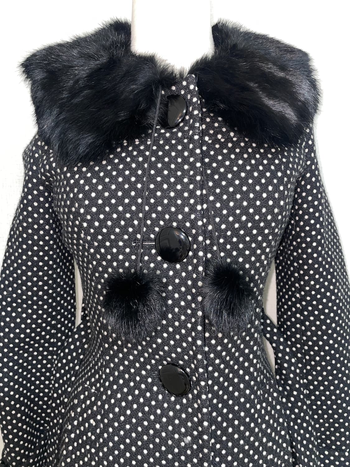 FEROUX 퍼카라 땡땡이 코트 상품이미지2