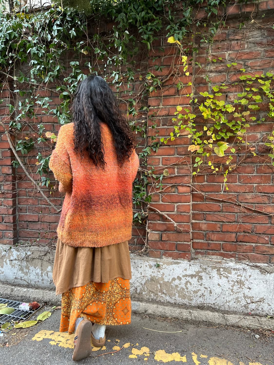 오렌지 오버핏 니트 상품이미지4