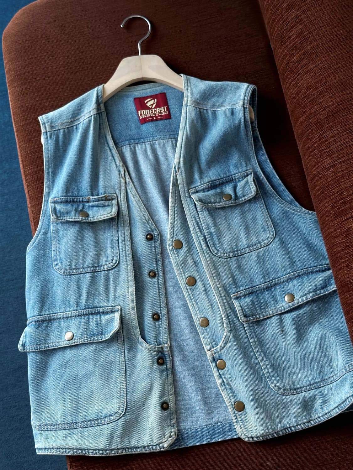 Washed denim fabric utility vest 상품이미지8