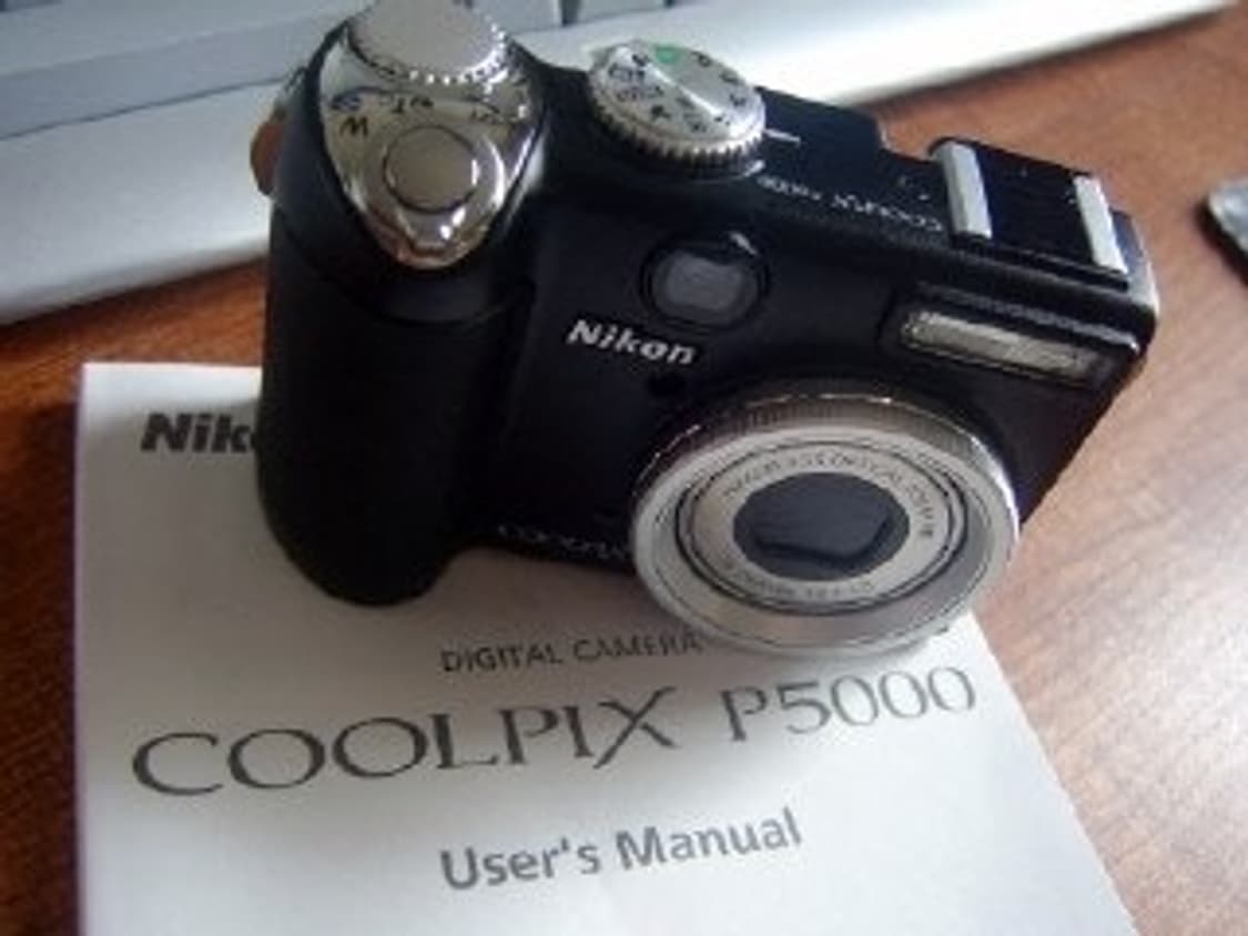니콘 쿨픽스 p5000 구합니다. 상품이미지1