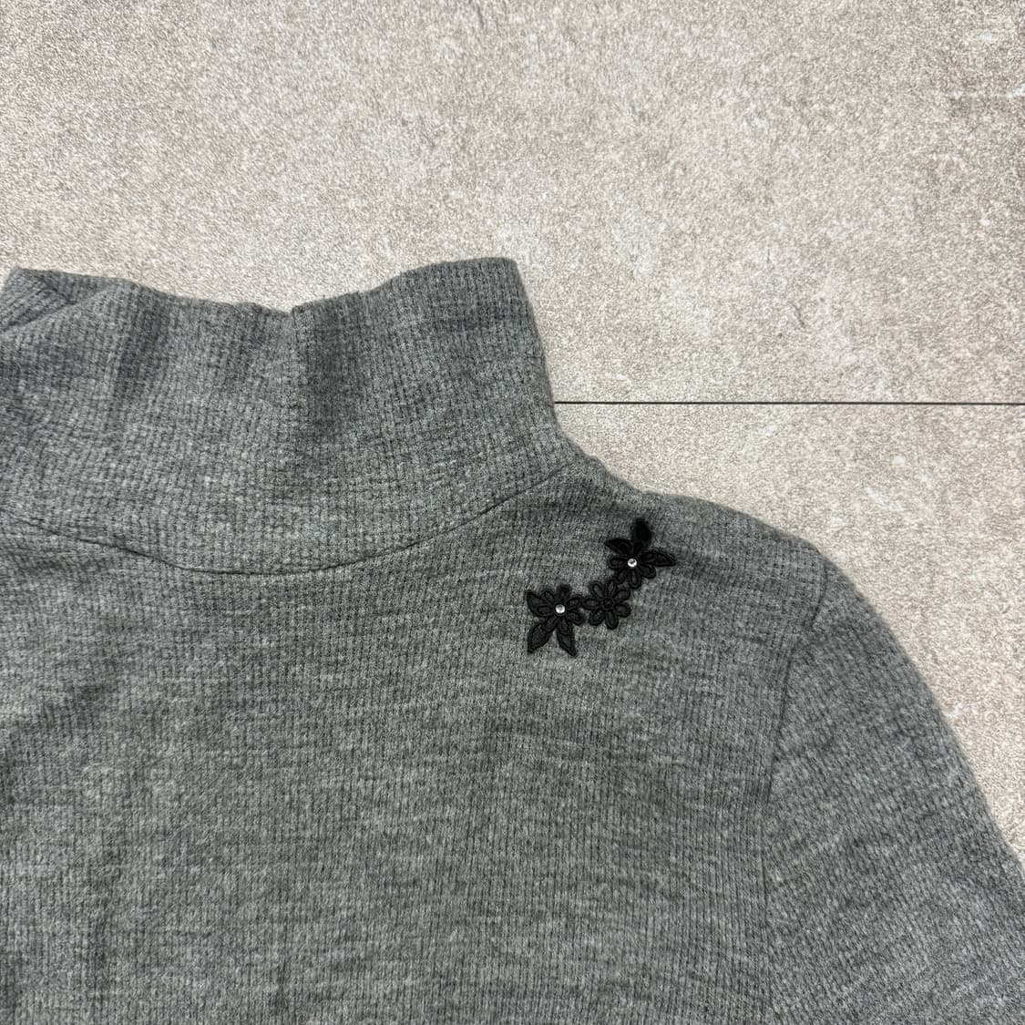 그레이 니트 긴팔티셔츠 상품이미지6