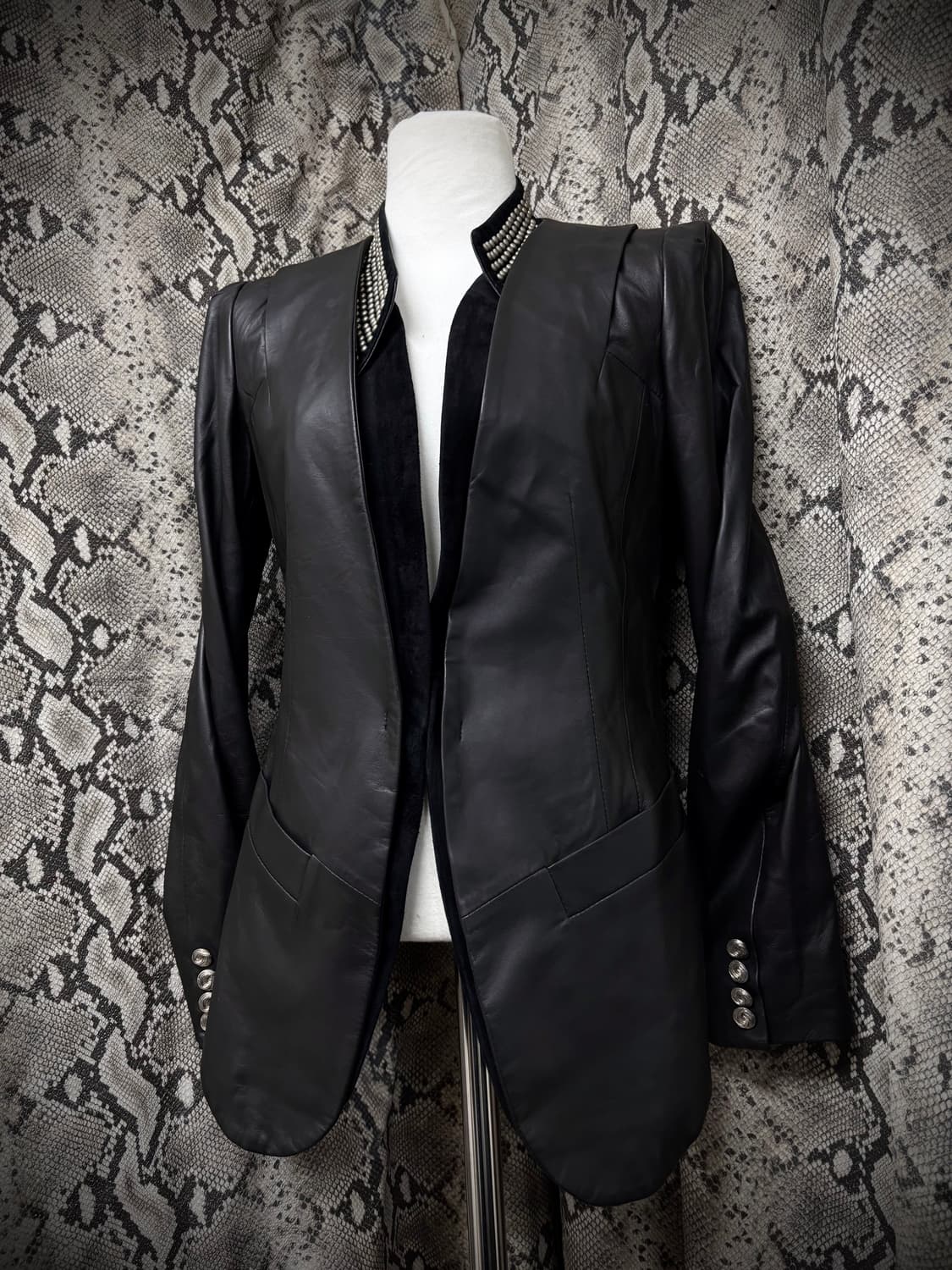 Unbalanced Stud Detail SheepSkin Jacket 상품이미지2