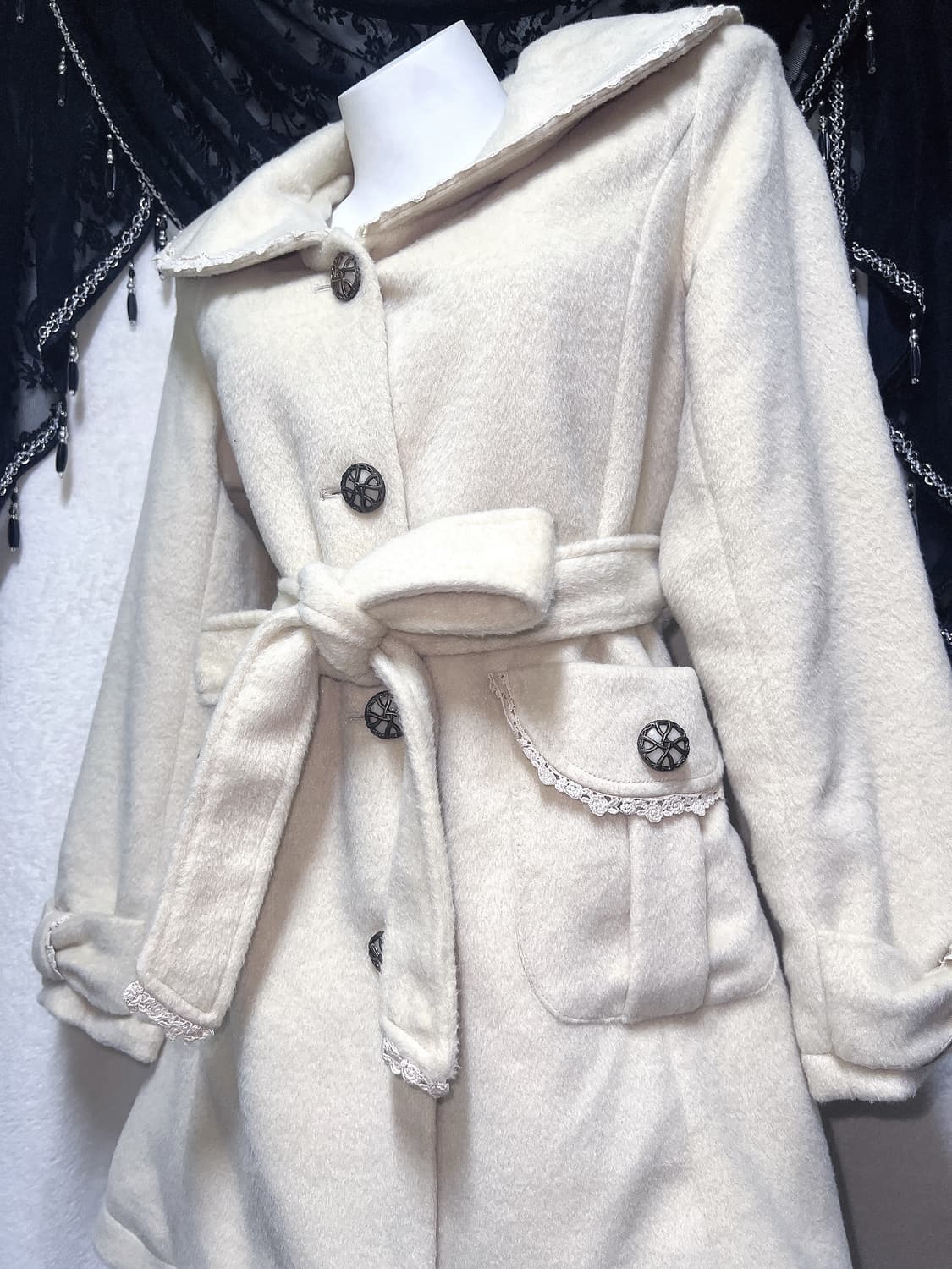 엑시즈팜 라떼갸루 로맨틱 로걀 베이지 레이스 리본 벨트 코트 자켓 핀터 상품이미지8