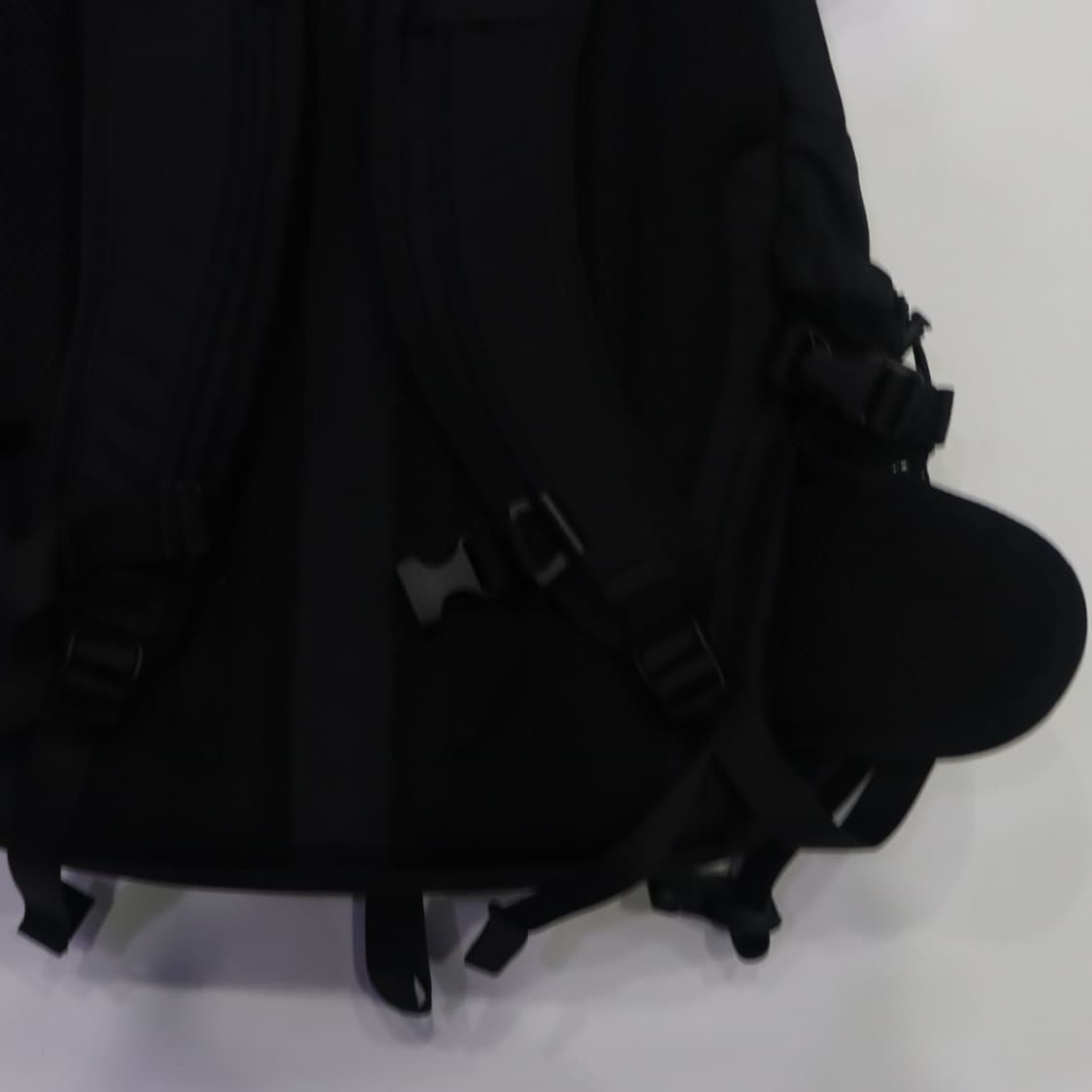 노스페이스 핫샷 블랙 28L 백팩 상품이미지7